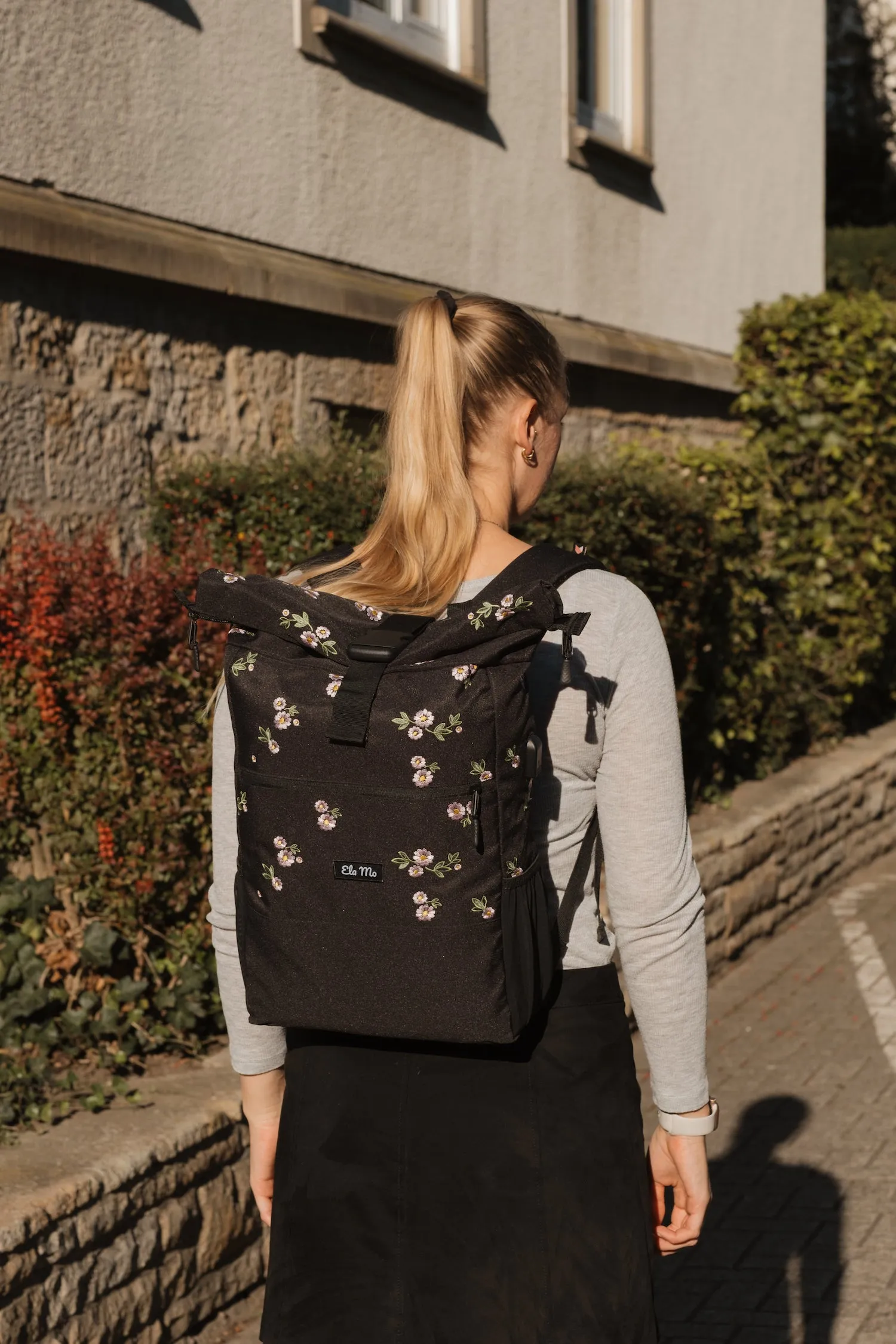 Ela Mo™ Rolltop Rucksack | Embroidery Edition Upsy Daisy